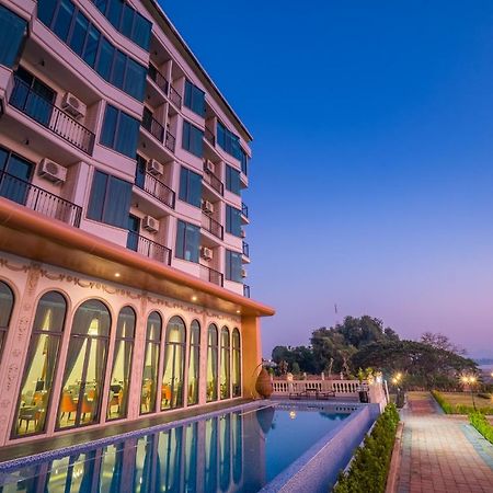 Mekong Heritage Hotel Nakhon Phanom Exterior foto